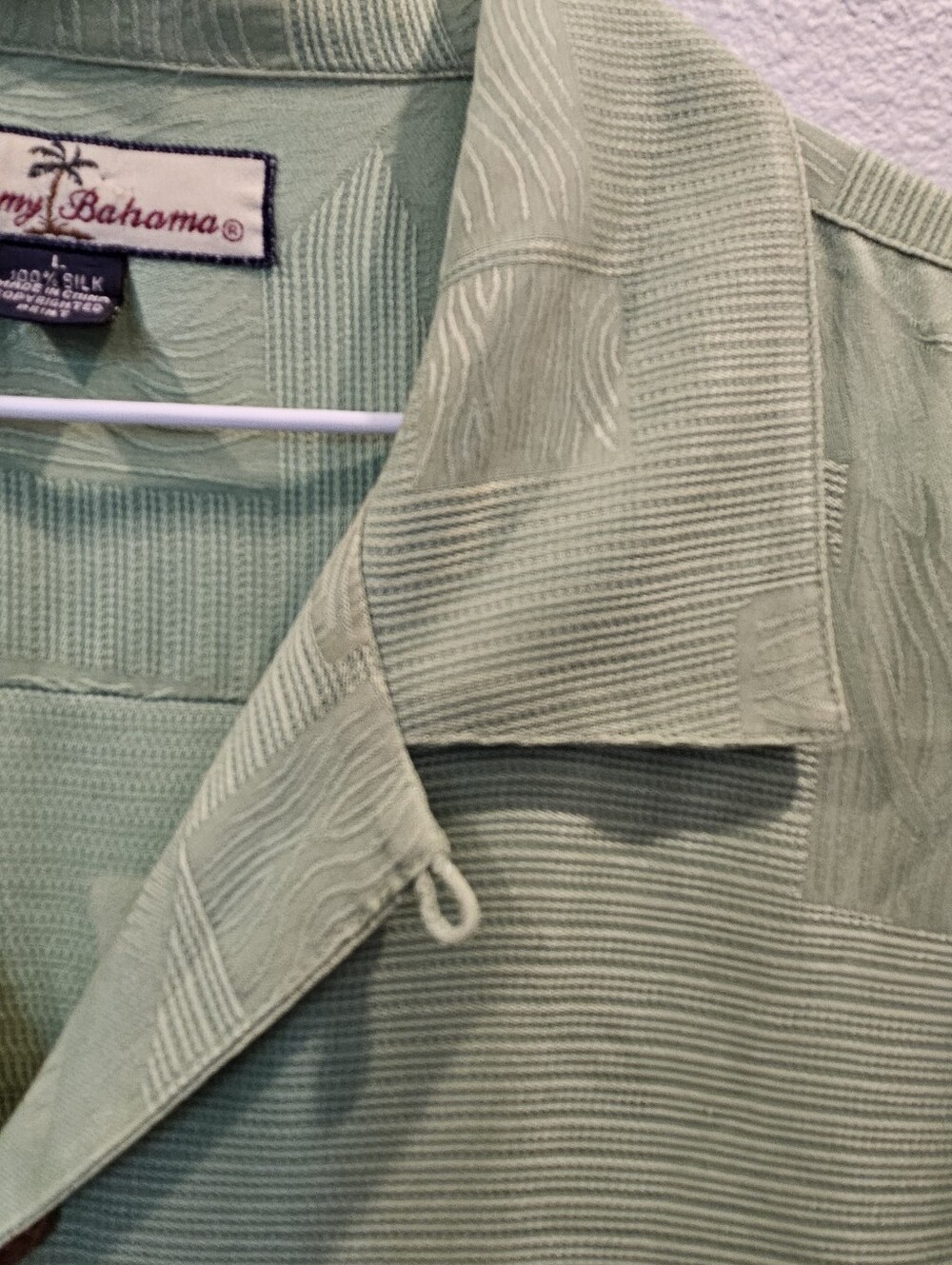 Tommy Bahama Green Camp Collar Button-Up Shirt Size Large - Picture 5 of 10